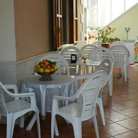 Villa Robinia Massafra Ruang foto