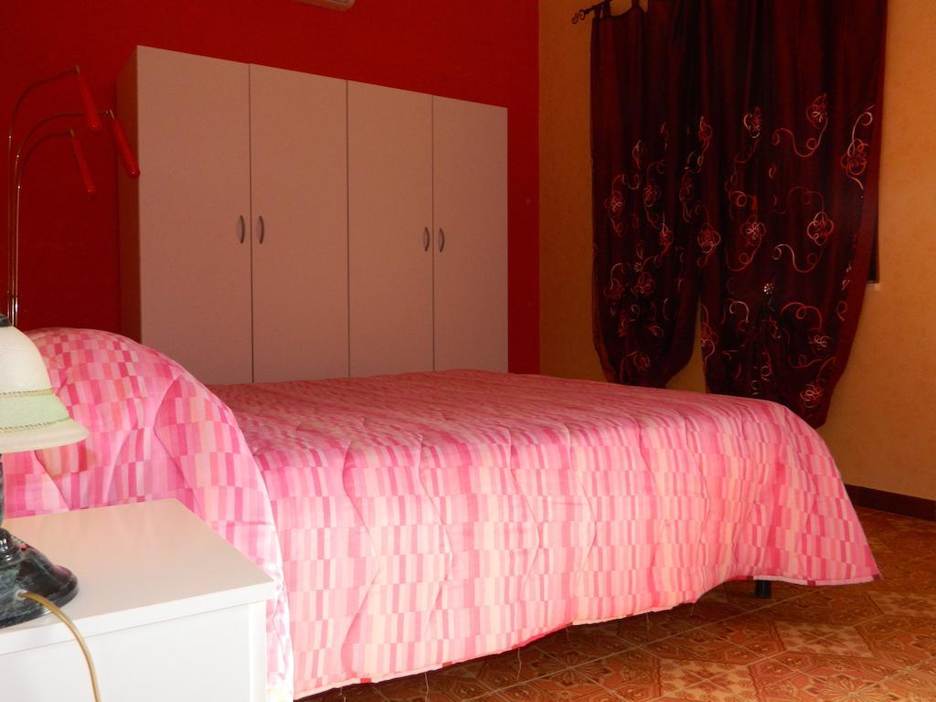 Villa Robinia Massafra Ruang foto